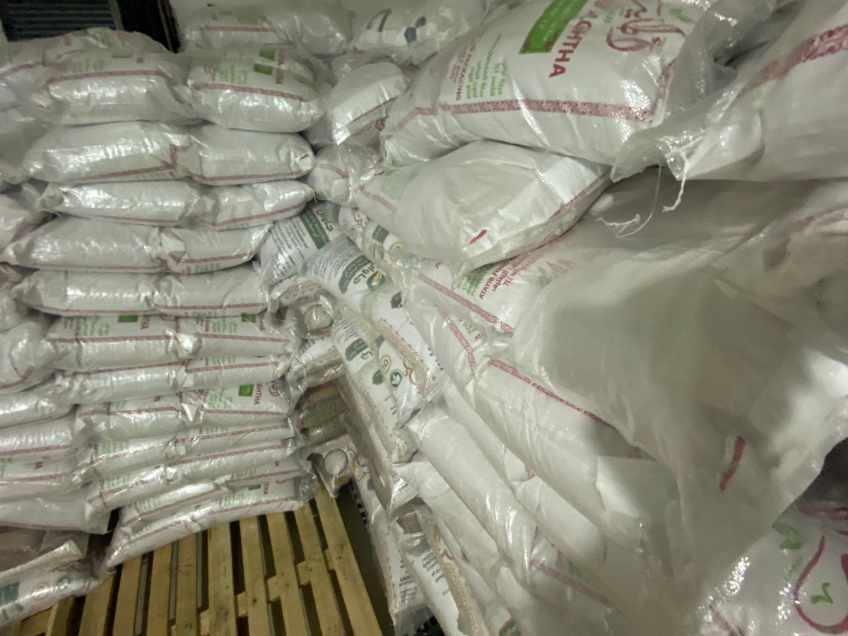 بدعمٍ كريم من جمعية بر جازان، انطلقت جمعية تراحم للخدمات الإنسانية بالسهي في توزيع السلال الغذائية وعبوات التمر استعدادًا لشهر رمضان المبارك… عطاءٌ يسبق الهلال، ورحمةٌ تطرق الأبواب قبل الأذان