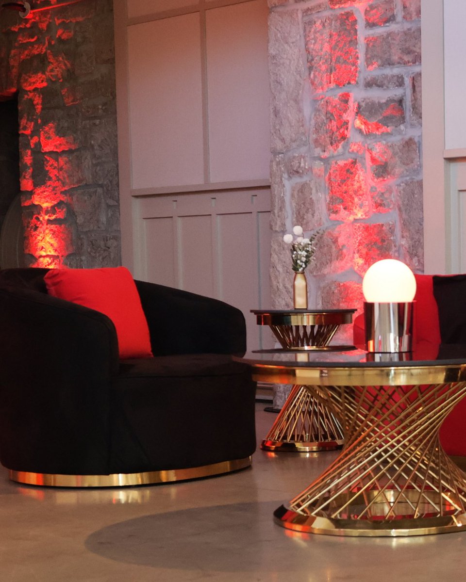 Go_LIVEEVENTS's tweet photo. Live Events Production Showcase Gear Highlight: Astera AX5s and Quickspots

AX5s and Quikspots delivered fully wireless architectural uplighting, dynamic mirrored centerpieces, and precise bar illumination—adding depth, flexibility, and warmth throughout the space. https://t.co/UbWRLUuVDV