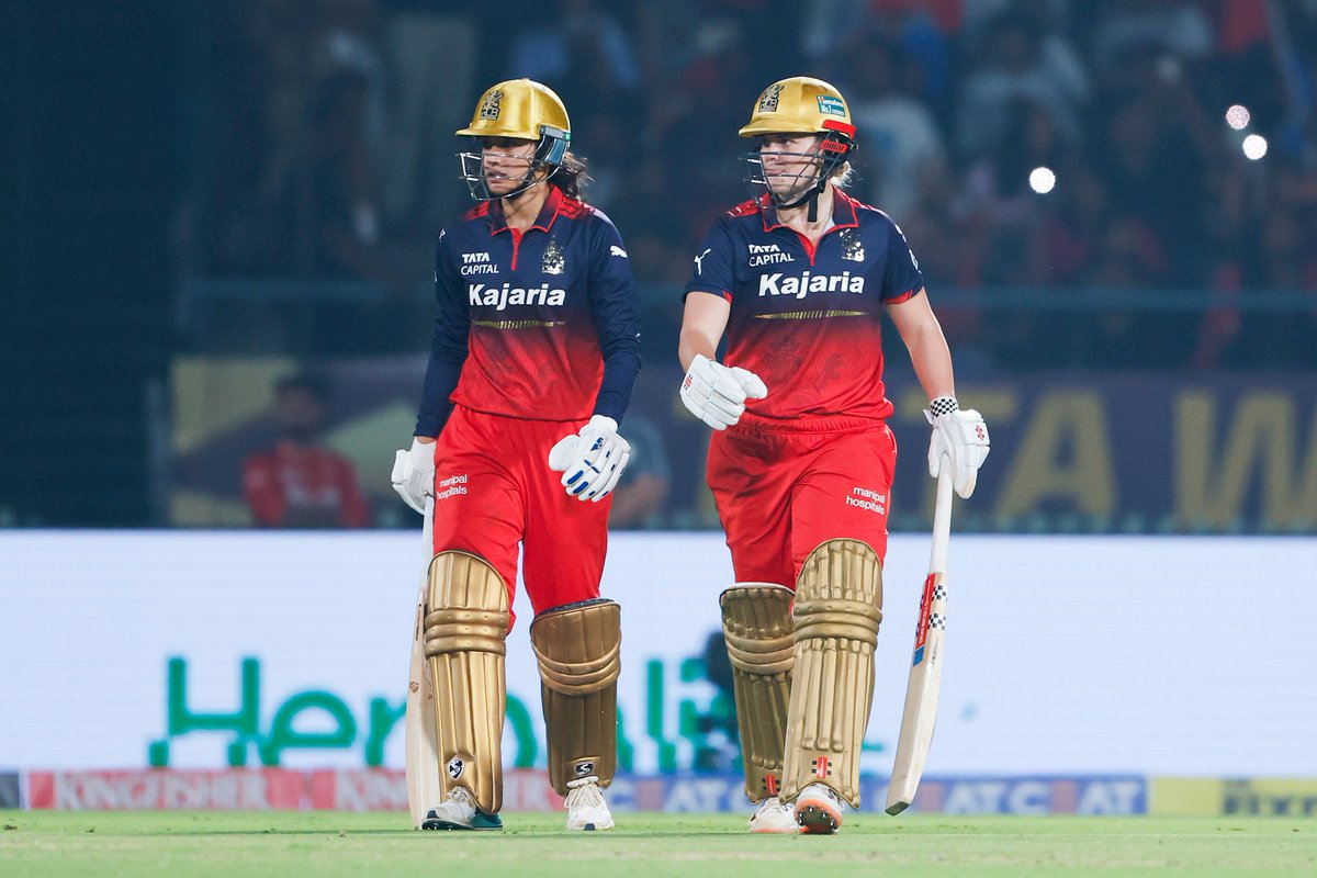 Trending_StarsX's tweet photo. #WPL2026
🏆 RCB WIN WPL 2026 TROPHY! 🏆

🤞 Fingers crossed paid off — Royal Challengers Bangalore Women do it again!
🔥 2nd TIME TROPHY WINNERS
💥 What a chase!
❤️‍🔥 Smriti Mandhana – 87 
⚡ Georgia Voll – 79
RCB chase 204 like champions 👑
What a match. What a moment. Smriti ❤️‍🔥 https://t.co/vYtRkNXQei