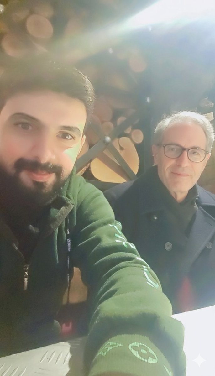 لا صحة لذكر اسمي في ملفات ابستين وسنحمل المسؤولية لكل من يروج لذلك لتشويه سمعتنا
.
عندما تتحدث صفحات الإعلام عن قضية ابستين يصورون لنا مشاهد مولدة بالذكاء الاصطناعي على أنها حقيقة حدثت في الجزيرة لكن الواقع يقول يجب التدقيق بكل خبر يخص هذه الفضيحة لأن الذكاء الاصطناعي يغزو العالم