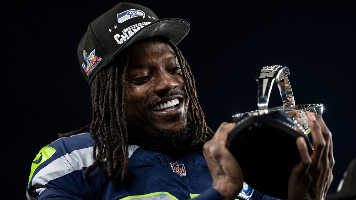 Former UTSA star <a href="/_Tariqwoolen/">Tariq Woolen</a> is set to appear in Super Bowl LX with the Seattle Seahawks on Sunday at Levi's Stadium.

📰 utsa.pro/woolen_superbo…

📺 Tune in: <a href="/SNFonNBC/">Sunday Night Football on NBC</a> 
📷 AP Photo

#210TriangleOfToughness 
#BuiltByUTSA | #BirdsUp 🤙