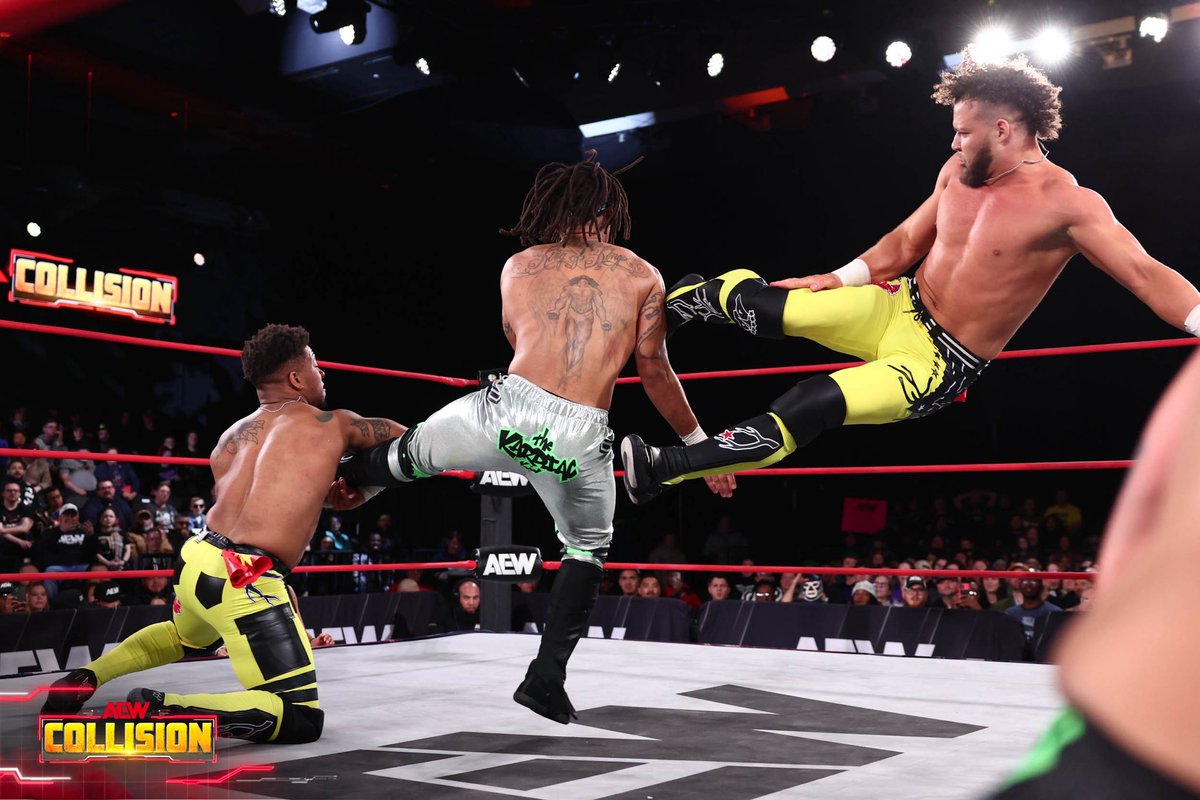 Lio Rush 🖤 tweet media