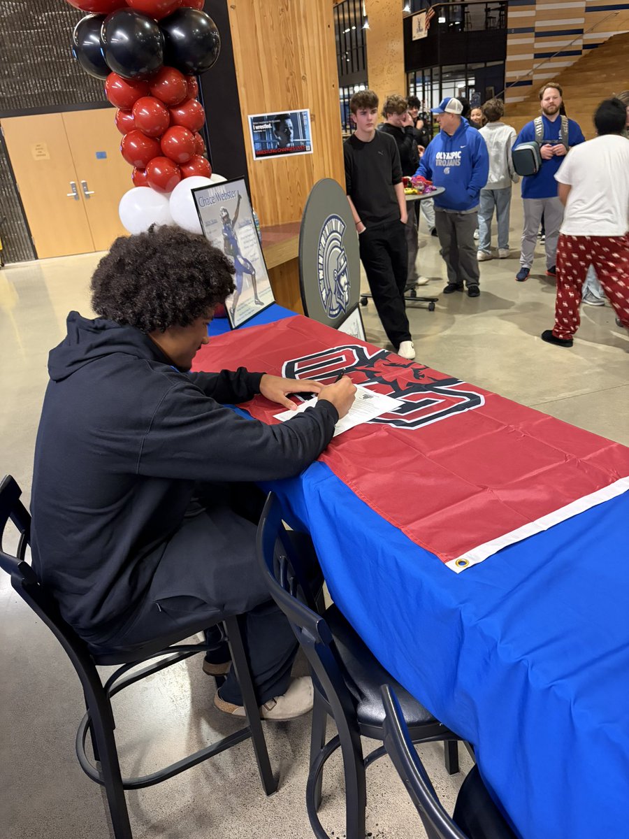 OlyTrojansfb's tweet photo. Yesterday, we celebrated @WebsterChace2 and his commitment to @CWUFB. We are excited to see you dominate in Ellensburg!

Go Wildcats!🐾 https://t.co/aIUnFj2WpL