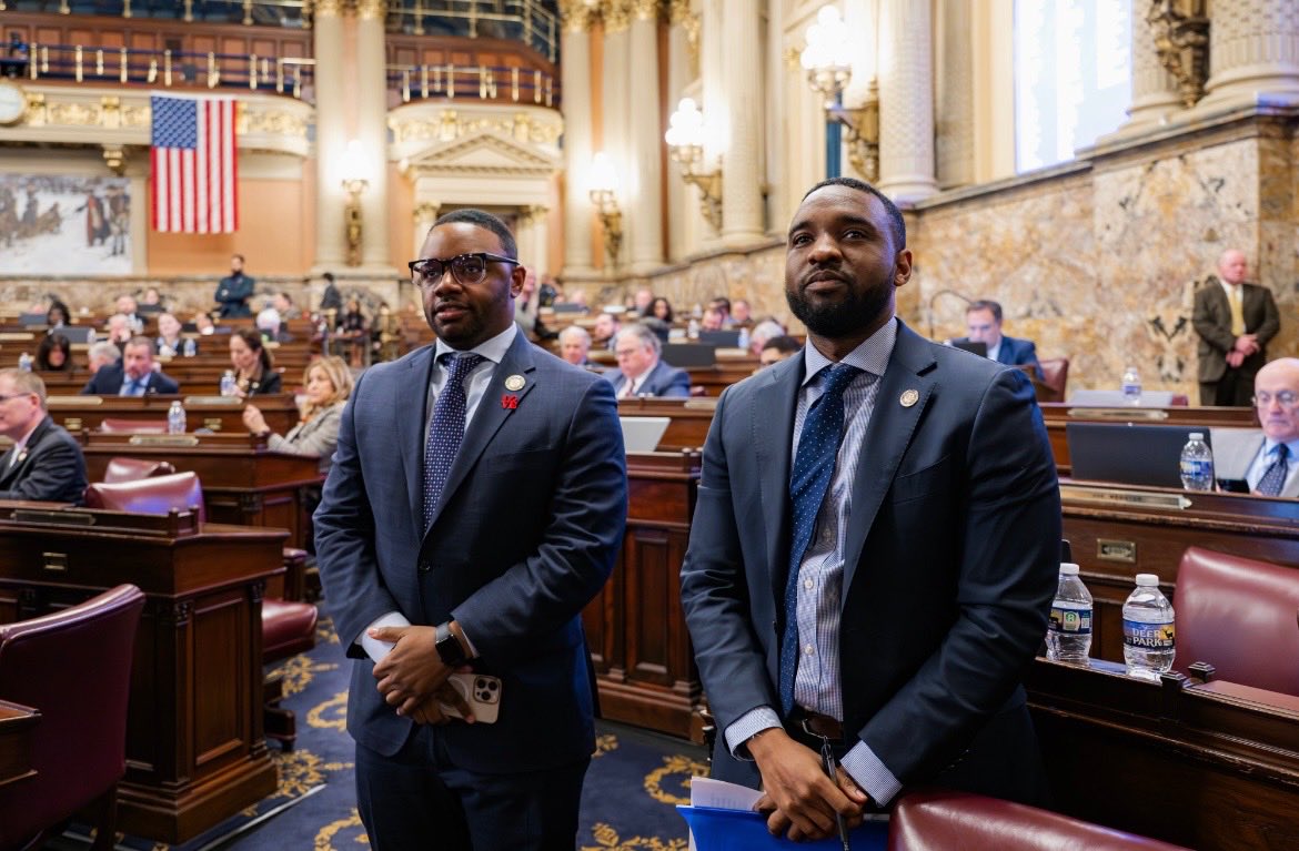 Andre D. Carroll tweet media