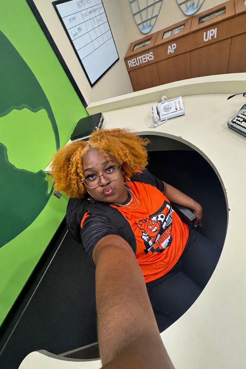 _sydcity's tweet photo. Hey everyone, I’m Sydni! I’m an Applied Communication and Journalism major at @MissouriWestern. For my Social Media Branding class, I’m completing an X scavenger hunt. More posts coming soon. #JOU432 https://t.co/fYPt8eYrHj