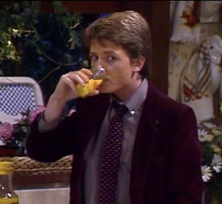 Damas y caballeros, tras casi un mes de tenerlo abandonado por el trabajo y el regreso a la universidad, pero finalmente regreso (de vez en cuando y para dar la historia prometida) regreso el Jinu del Temu, El Explorador Intrépido.

🐐✨LORENZO THE GOAT✨🐐

#FreeRol  - #Fortnite