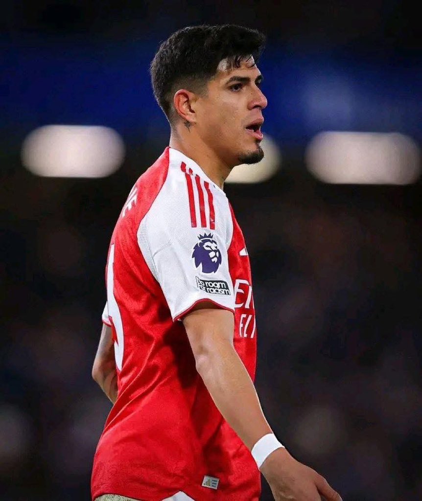 Fast. Fearless. Fully committed. 

Hincapié at the back is pure energy crunching tackles, calm on the ball, and never backs down. 

Built for the big stage, made for Arsenal.