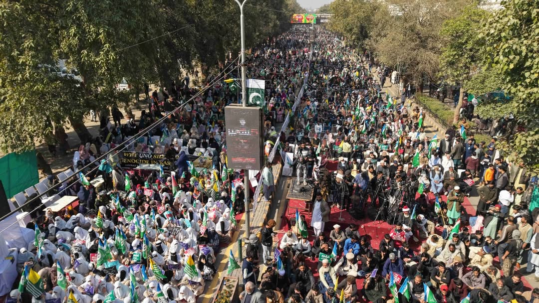 JamaatLahore's tweet photo. Kashmir March Lahore 
JI for Kashmir
#KashmirSolidarityDay https://t.co/ZLHApfmqQB