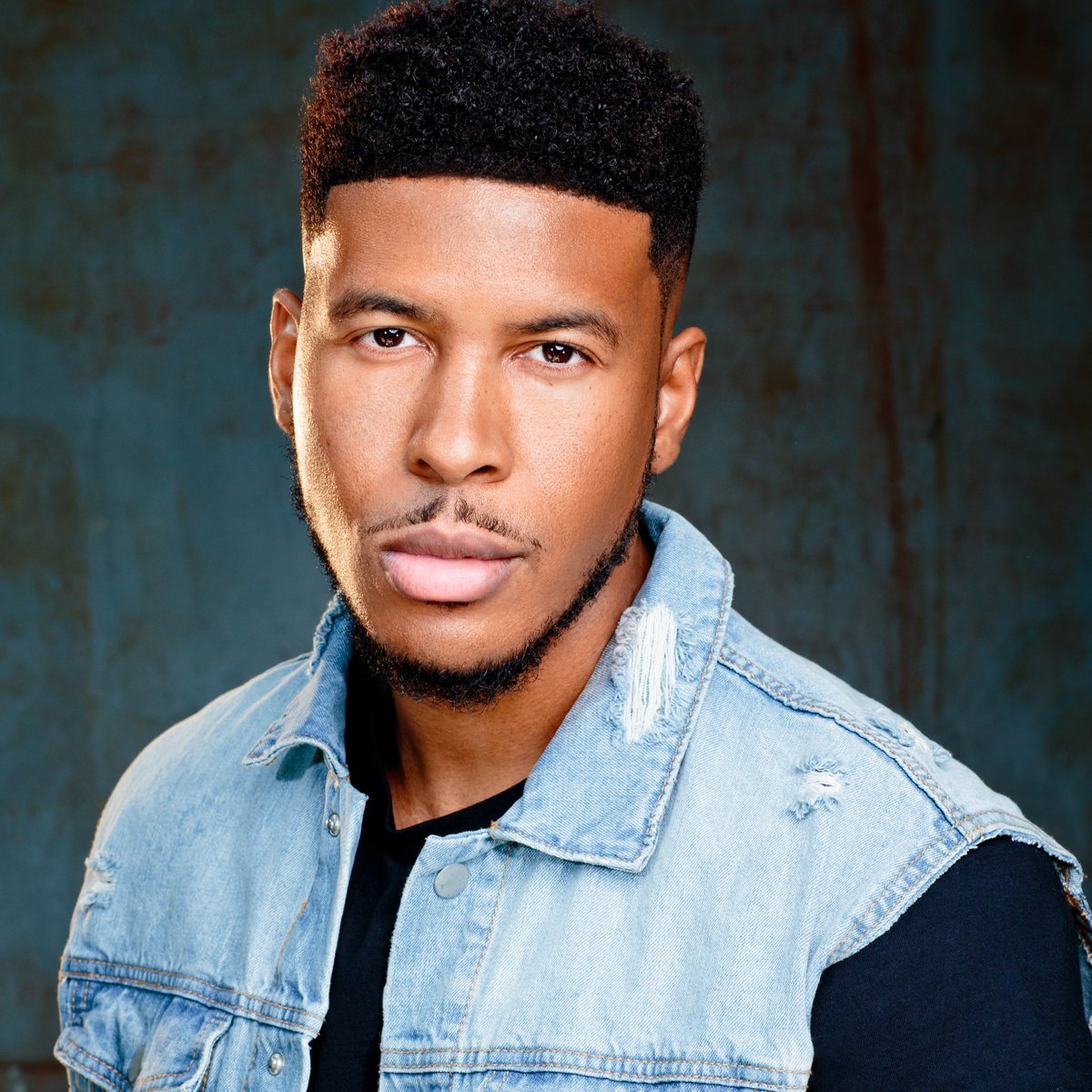 🚨BREAKING🚨

LowTierGod aka Dale Wilson aka The Polyester Prince has made a SHOCKING announcement. 

 Dale is planning to join ICE after losing to another mexican Tekken player.