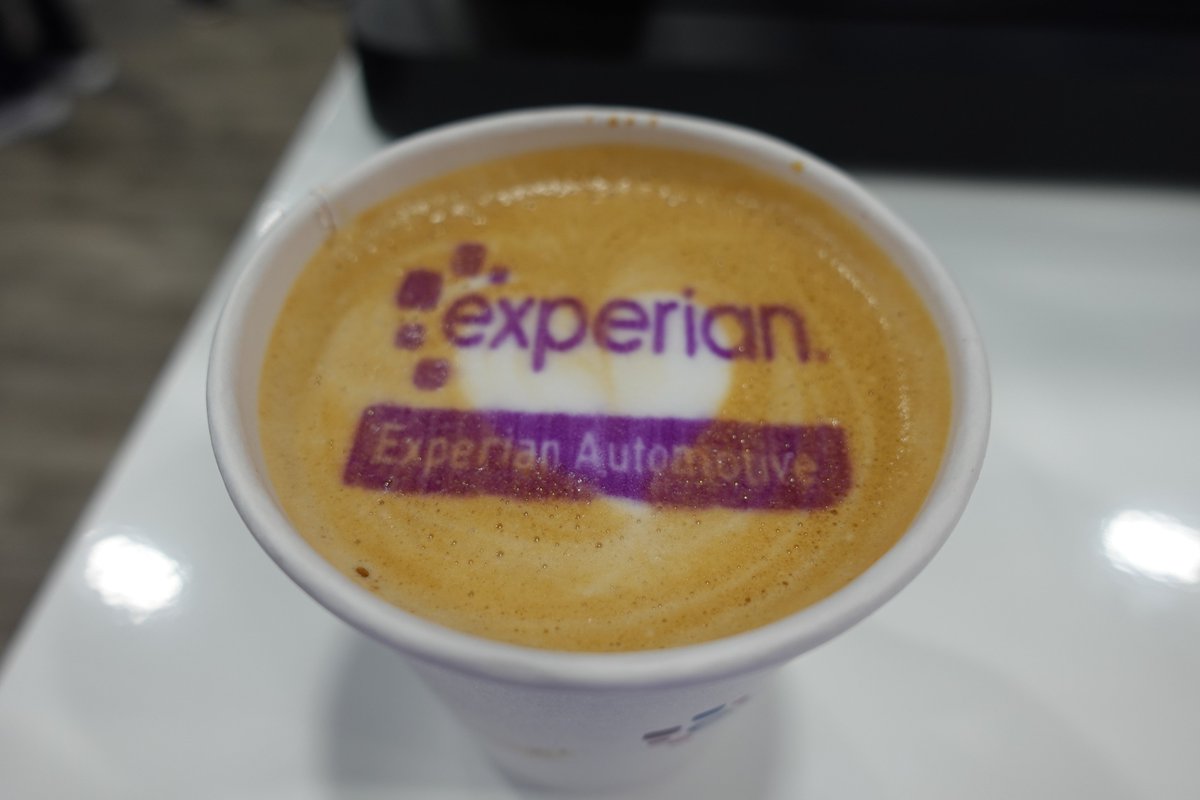 Experian Automotive tweet media
