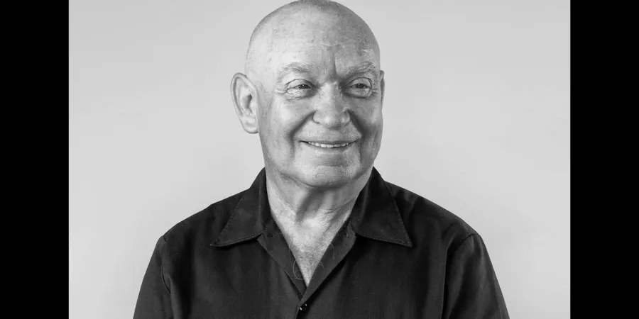 SusanBEdelman's tweet image. COMEBACK:  Holocaust survivor Sami Steigmann  this morning addressed the students of MS 447 in Brooklyn, where principal Arin Rusch initially refused to let him speak as too political and pro-Israel. 
"I shook her hand," says Steigmann, who approached Rusch at the school.
He told…