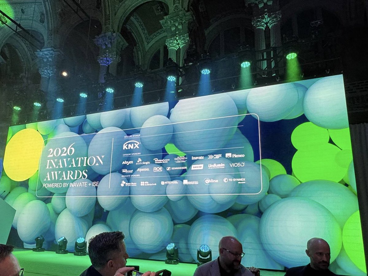 Roche AV Pro tweet media