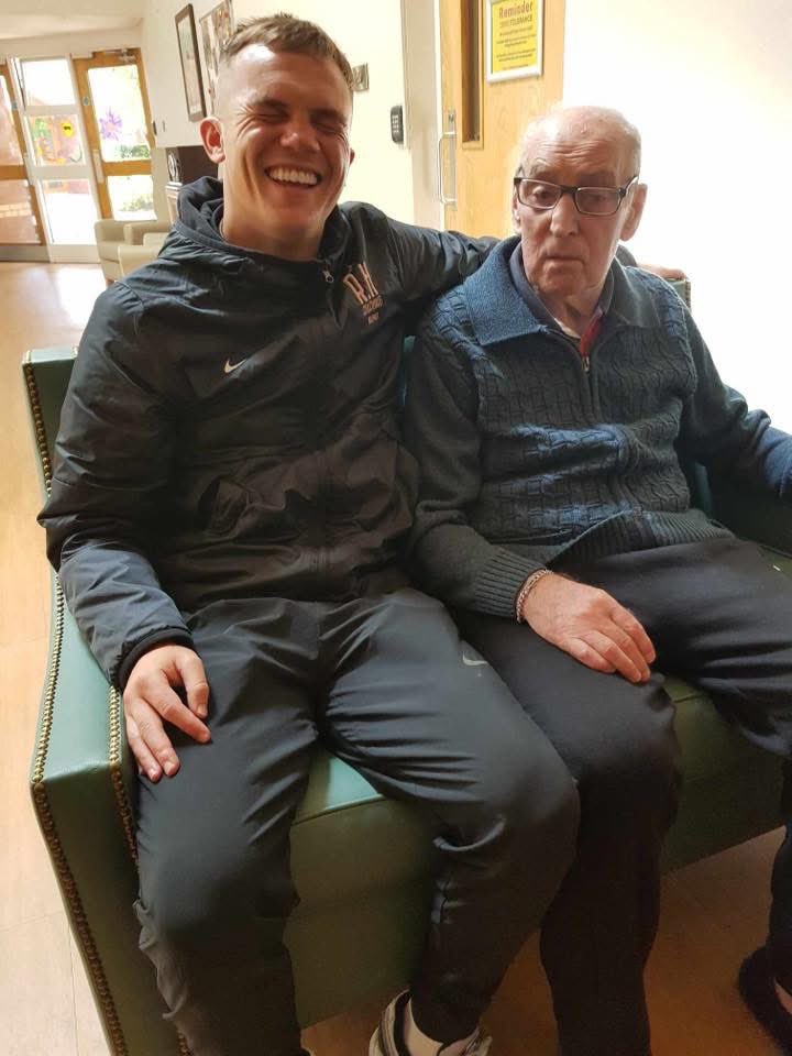 Rory Hale tweet media