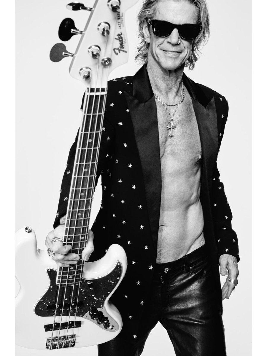 SuHolmesMcKagan's tweet photo. Happy Birthday to the most amazing, beautiful, kind, cool and thoughtful man on the planet!! U RocK my LovE! @DuffMcKagan 💙🎉🌠💘🎂🤘✨ https://t.co/yAnPKK8N0B