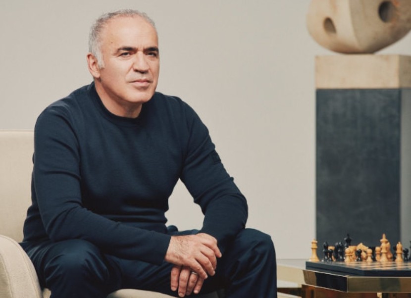 "The only way this really ends is the fall of Putin's regime by collapse of Russian economy and defeat in Ukraine"

- Garry Kasparov 
About Russian invasion