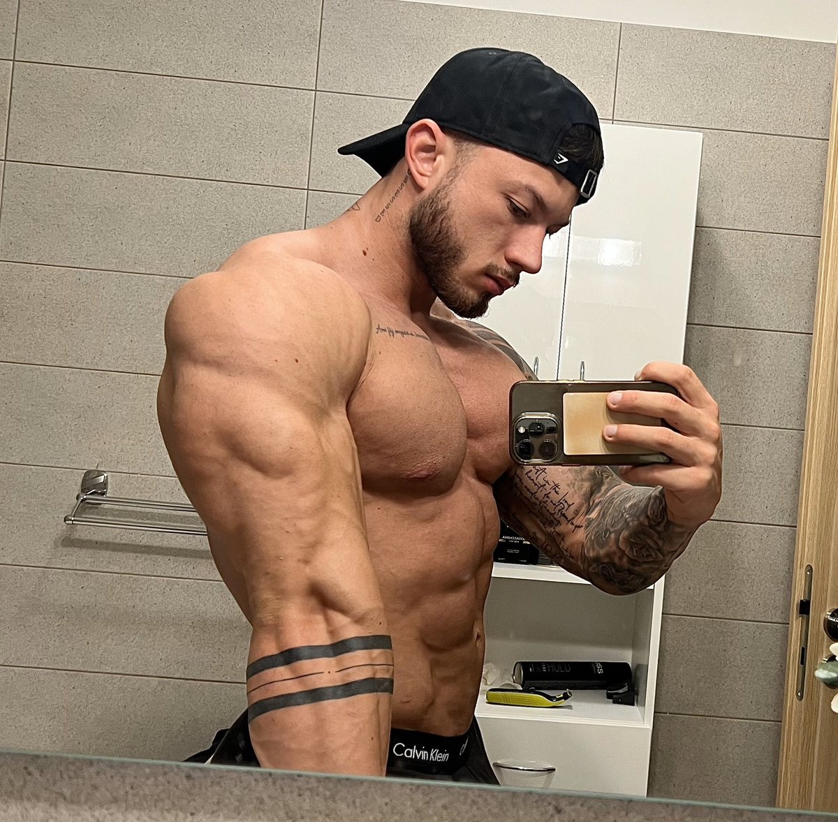 big boy club tweet media