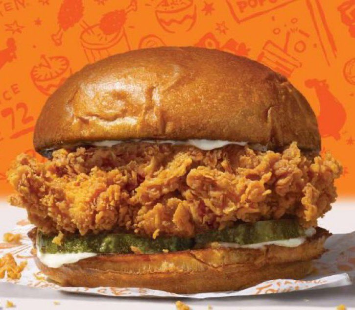 Hoopss's tweet photo. Chicken burgers; with or without cheese? https://t.co/GSN185511T