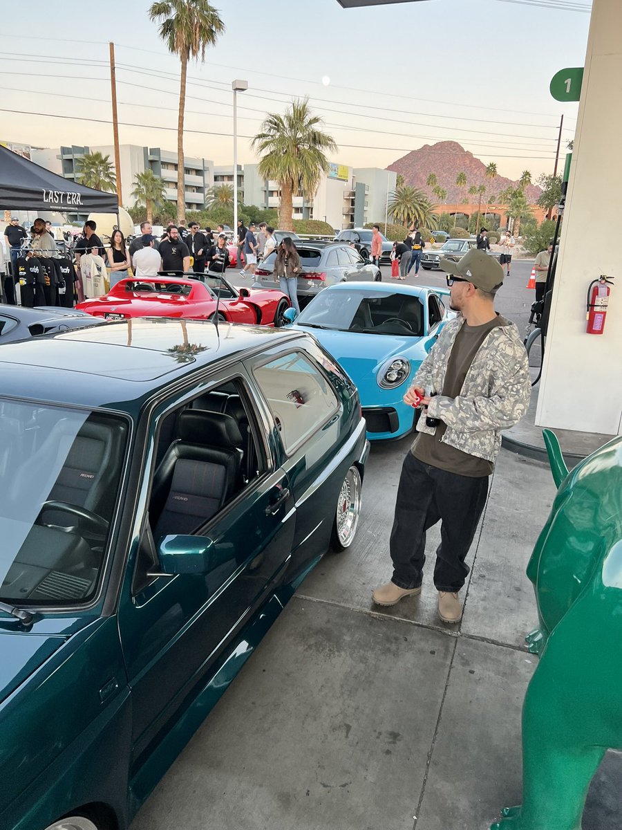 datjosh (@gomezajoshua) on Twitter photo 