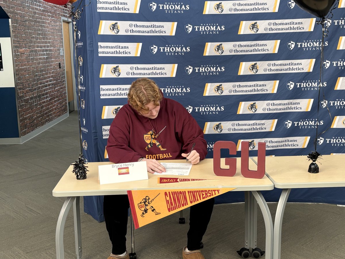 ThomasAthletics's tweet photo. Congratulations to  Bryce H as he has decided to continue his athletics and academics @GannonU @ThomasTitans @WTTitanFootball https://t.co/R1PmVTTIpH