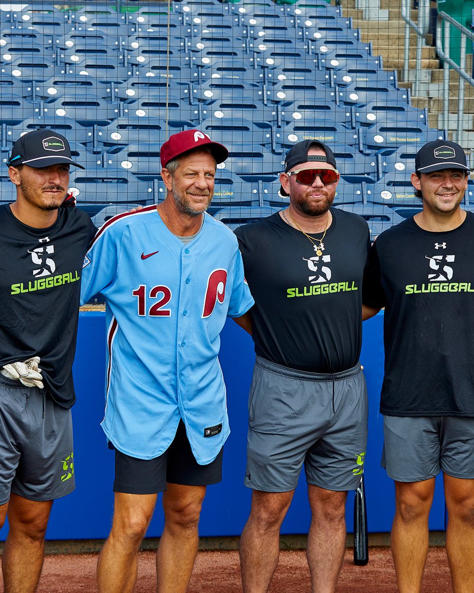 Sluggball tweet media