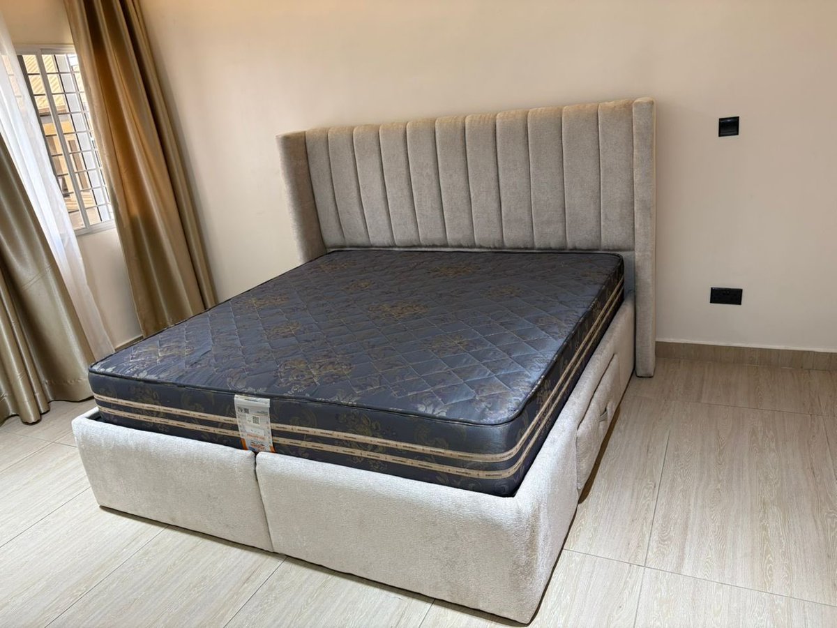 EthKaybee's tweet photo. Check out these beautiful bedframes I delivered today 😍 https://t.co/cQkLNDh1At