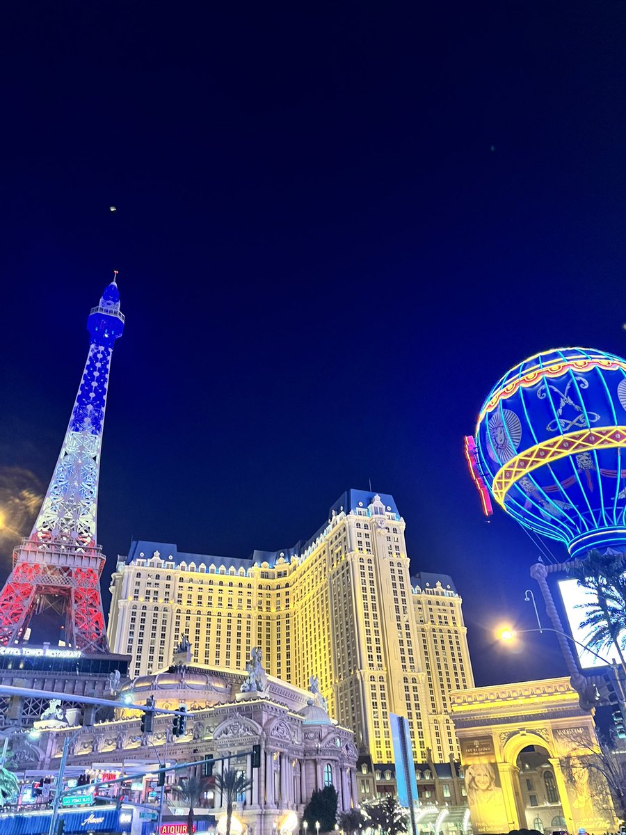 ᴇʀɪ ᙏ̤̫͚ tweet media