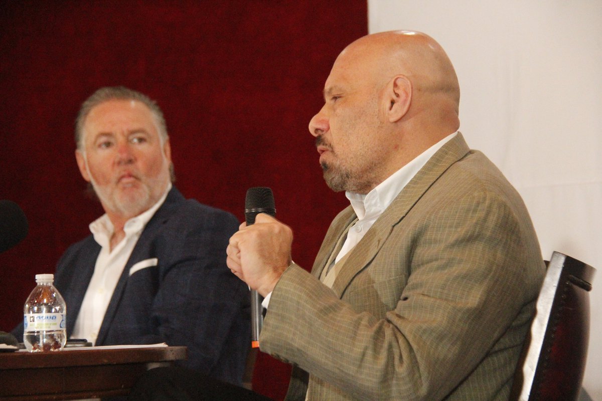 Revista Única tweet media