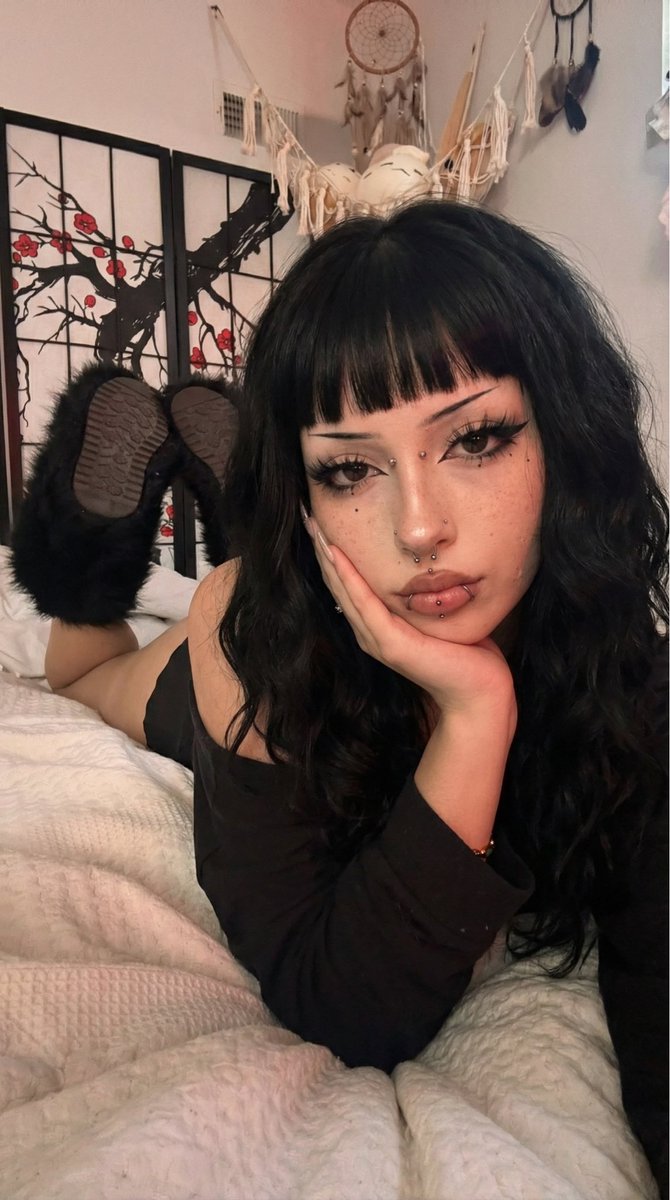 mi4xox0's tweet photo. i need some dihhh rn�� https://t.co/J43ZvPnMNO