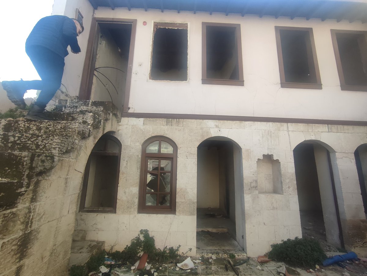 naristanli_zeze's tweet photo. Sözümüz var,
Bir Hatay vardı 
Bir Hatay gene var!
#6Şubat https://t.co/fhpZ49uhzm