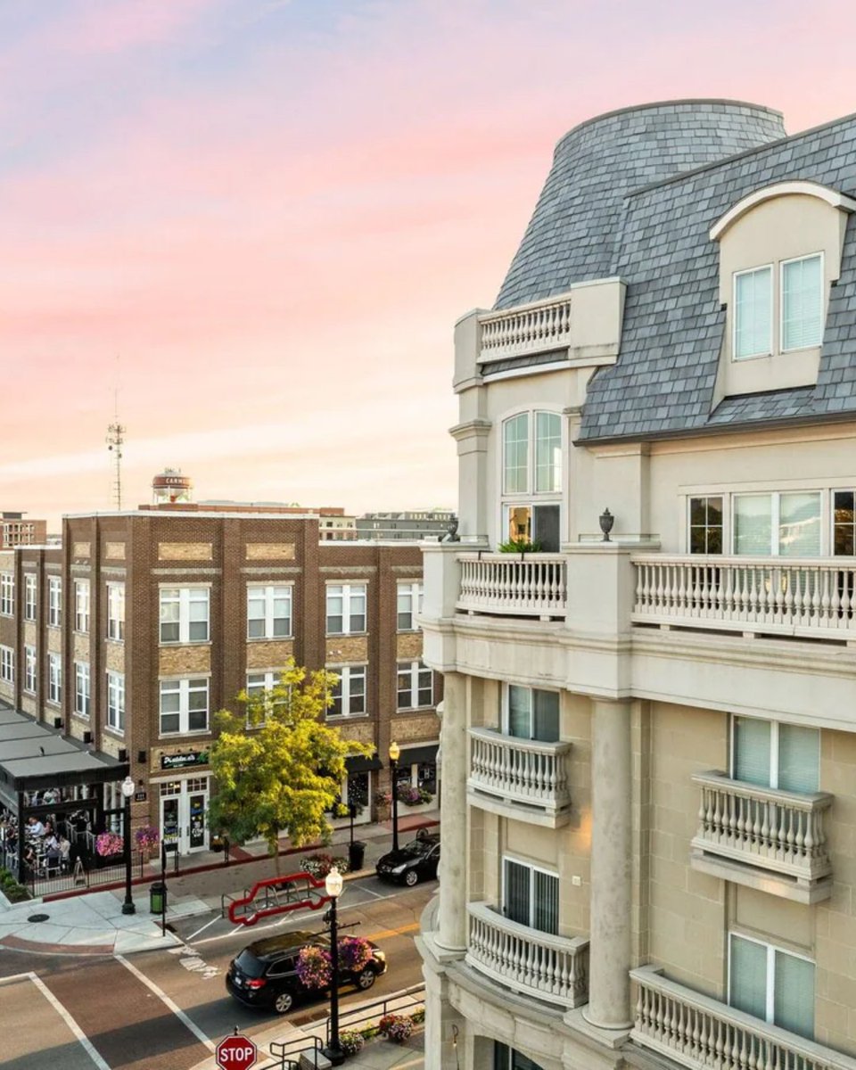 Sophia Square tweet media