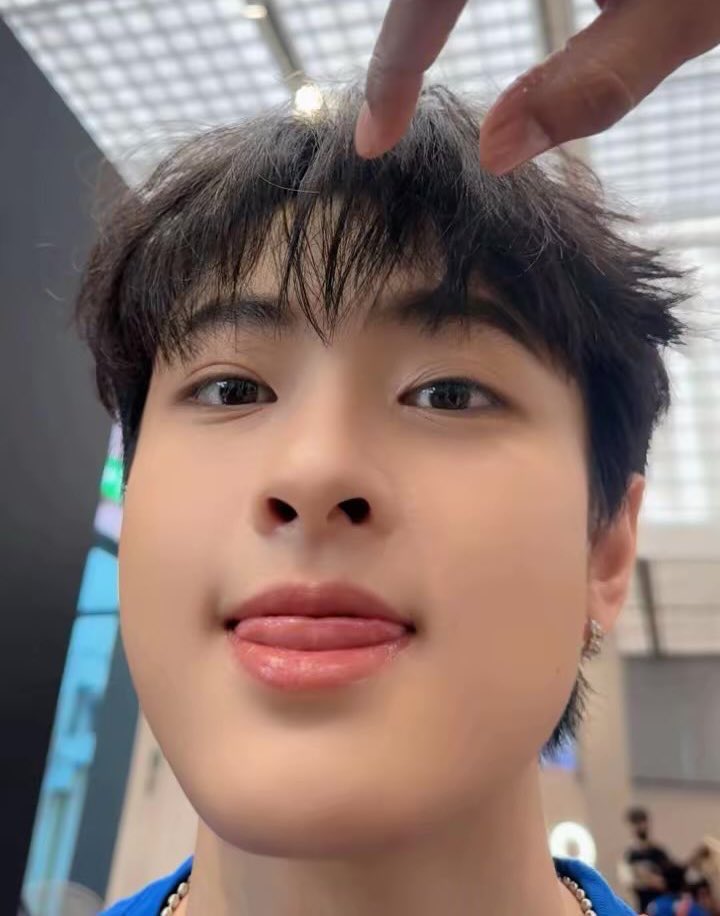 butter˚♡ tweet media