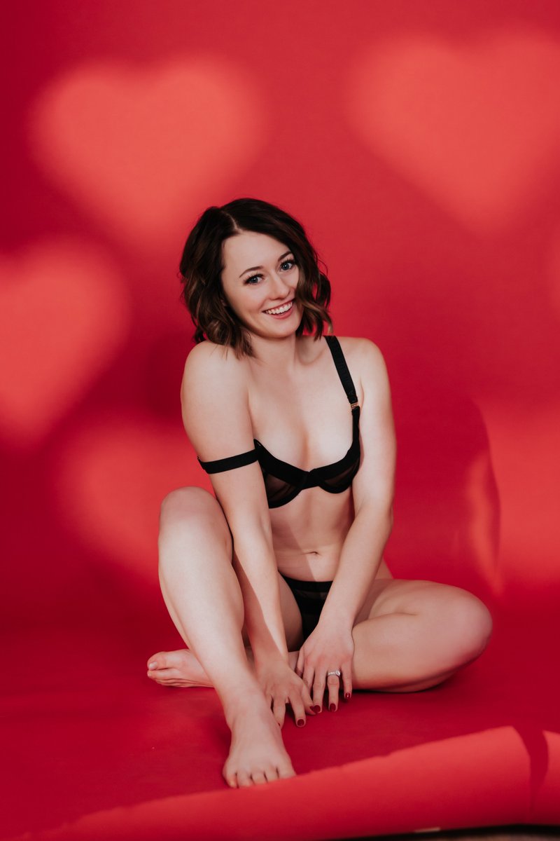 This is just the preview… you know where to find the rest 😈❤️
📸: <a href="/redbloomphoto/">Monica</a>