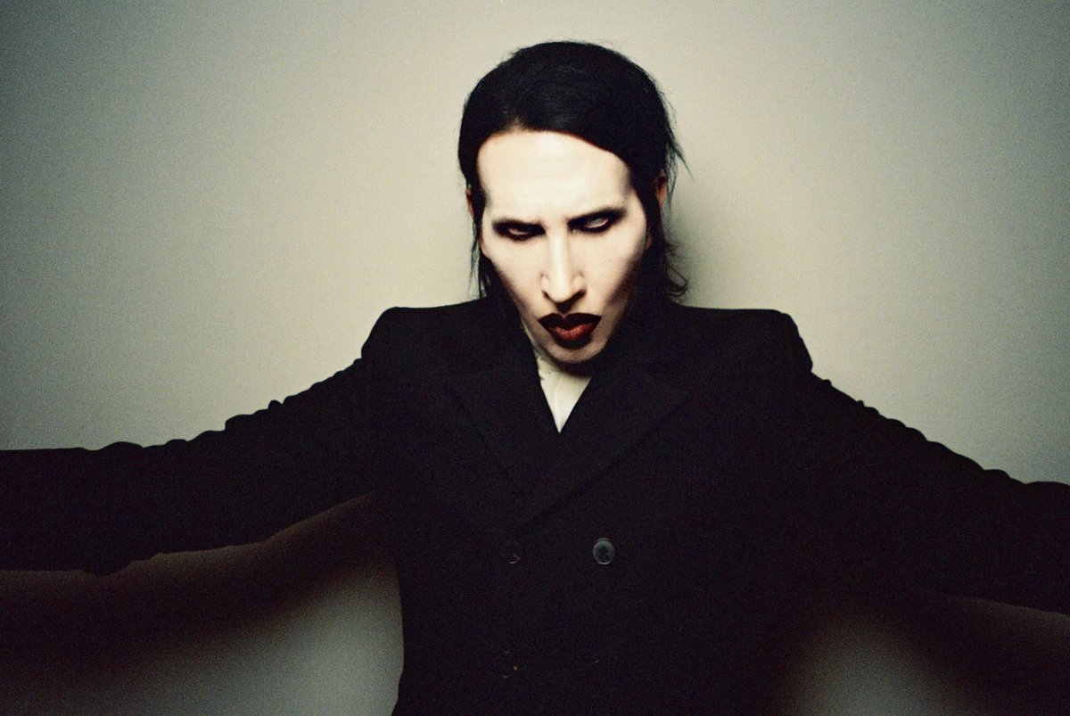 Front Toward Your Enemy

📸: Lindsay Warner