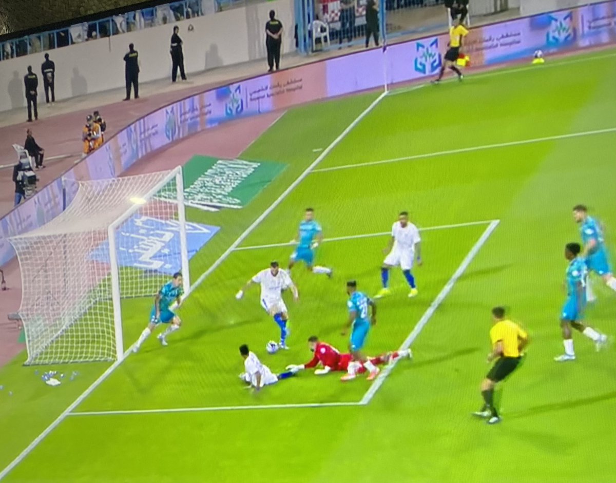 بالكعب أويللللللللللاه

قوووووووووووووووول

💙💙💙💙💙💙💙

قوووووووووووووووول

💙💙💙💙💙💙💙

قوووووووووووووووول

💙💙💙💙💙💙💙

مايجيبها إلا كريم بن زيما
 
أويلللللللللللاه عليك يالبنز

الله يلعنك يا نونيز الحيوان  افتكينا منك ولله الحمد
 #الهلال_الاخدود