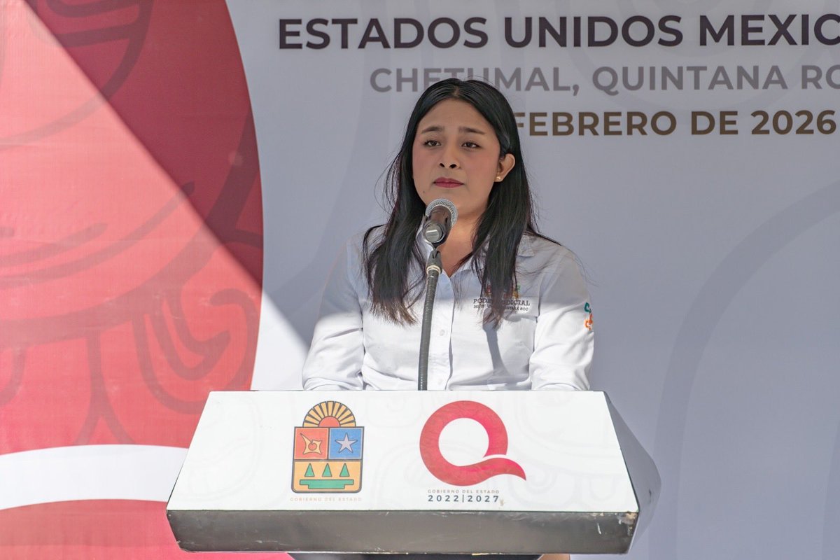 En conmemoración del CIX aniversario de la Promulgación de la Constitución Política de los Estados Unidos Mexicanos, se llevó a cabo una ceremonia cívica en el emblemático parque de Las Casitas, en la capital del estado.

Nota completa: facebook.com/share/p/1C8Ue4…