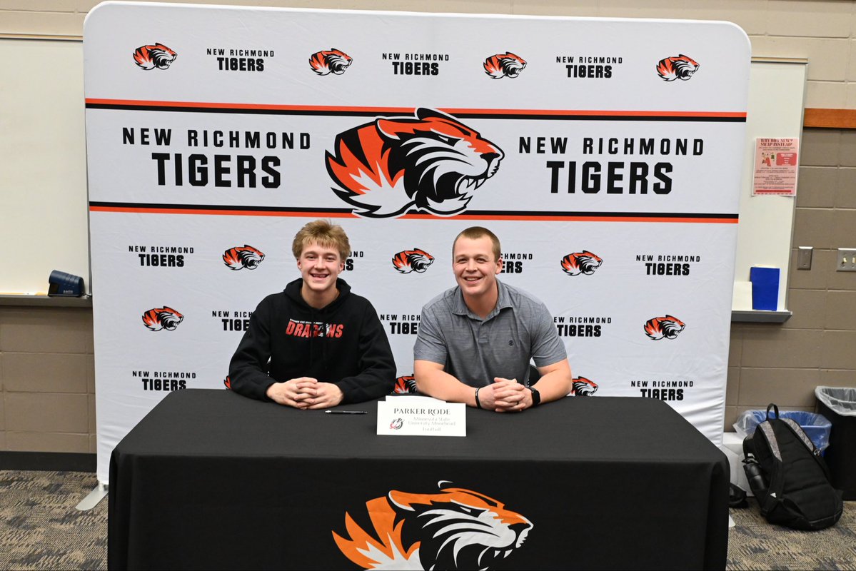 CoachLarsonNR's tweet image. First up, @Parker_Rode is heading to @msum_football to play Defensive Back. Congrats Parker!