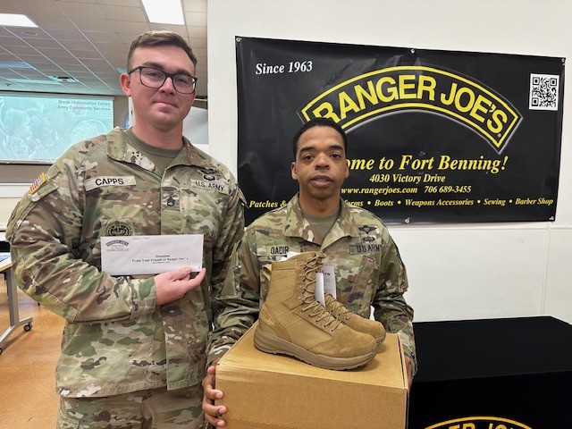 rangerjoes's tweet photo. News from the Fort Benning weekly Newcomers Briefing which is sponsored by Ranger Joe's International! These two NCO's are this weeks winners of the Ranger Joe's raffle. One NCO won a Ranger Joe's Gift Card and the Other won a pair of OTB Boots. https://t.co/hUkdMvvRQd