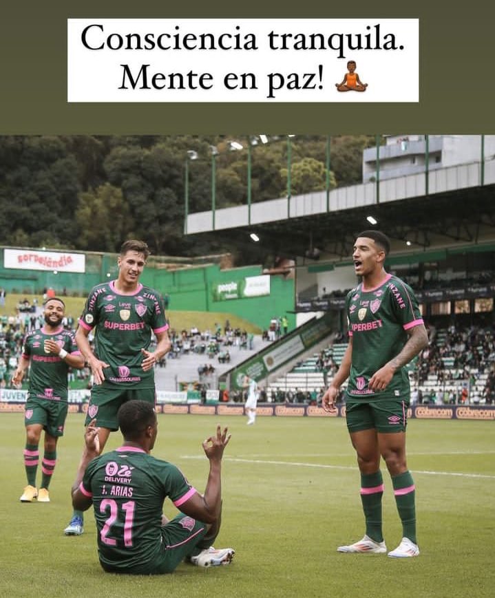 gabrielffc17's tweet photo. O ano é 2024. O time de vocês brigando contra o rebaixamento.

O jogador: https://t.co/860pmqFOGl