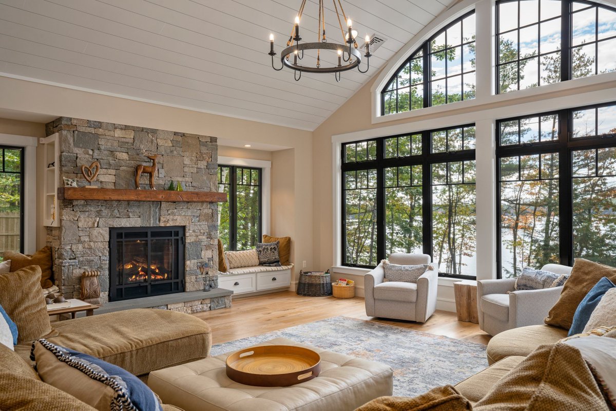 Welcome to this private vacation rental on Little Sebago Lake designed for large group getaways, with a sandy beach, private dock, and space to comfortably host friends and family.

See everything this lakefront retreat has to offer at the link below. 
buff.ly/PtQX8qP