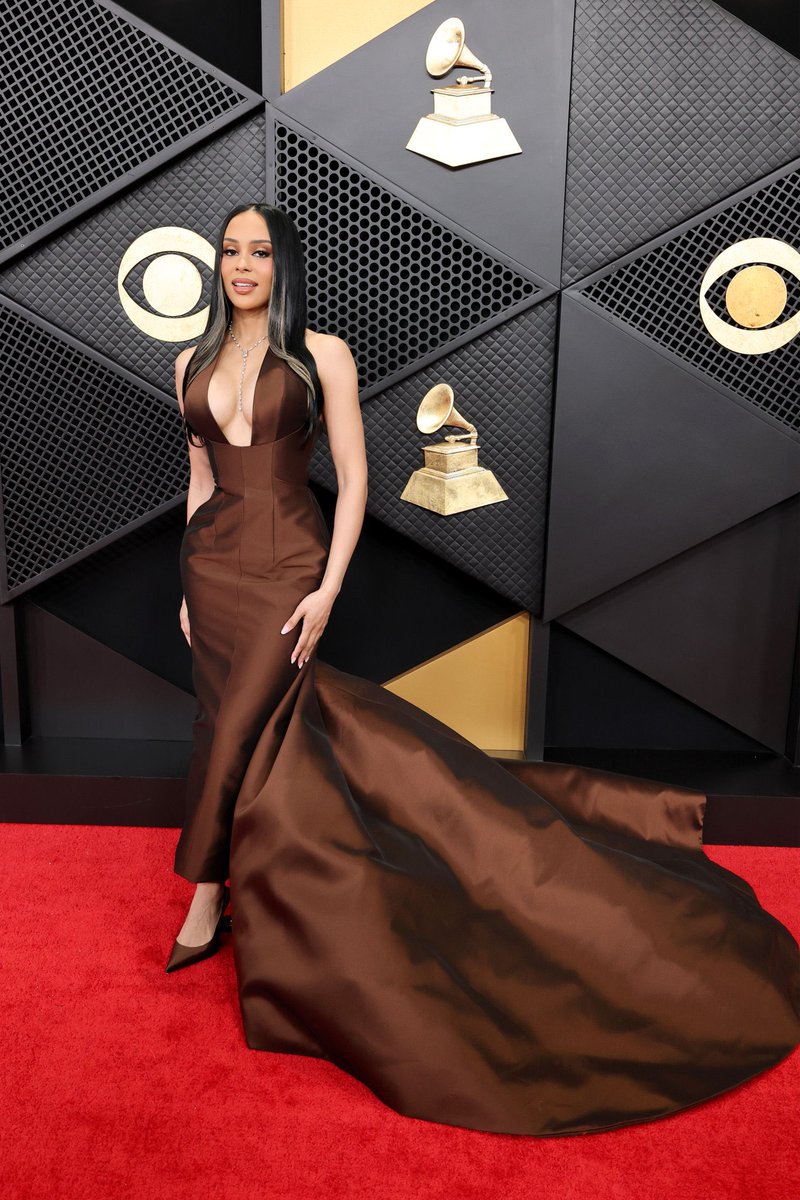 The Cosmetic Lane tweet media