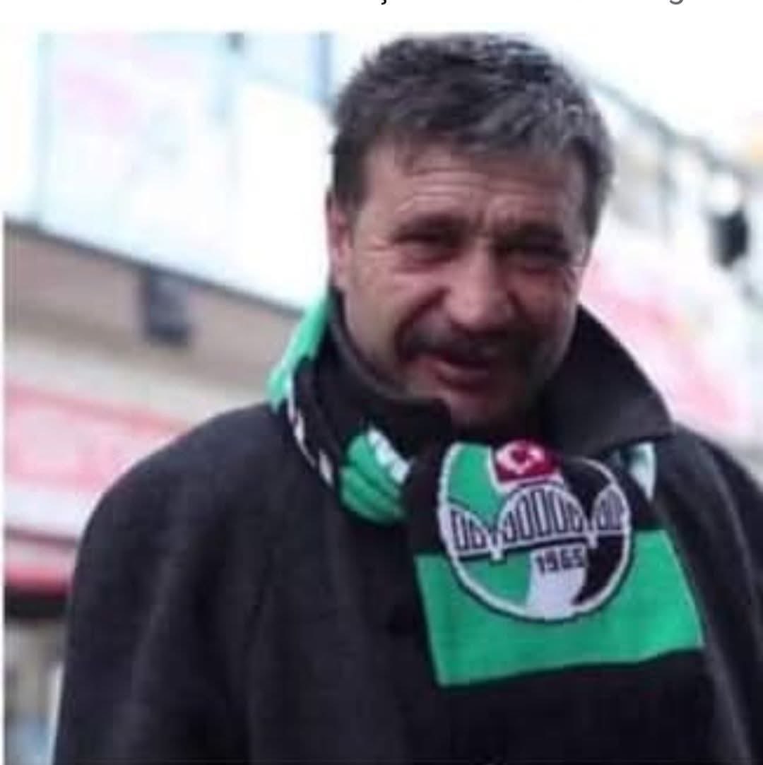 srknmrtn's tweet photo. @Sakaryaspor sevdalısı Celil ağabeyi ölümünün 3.yılında rahmetle anıyorum… https://t.co/IteM0HZ77E
