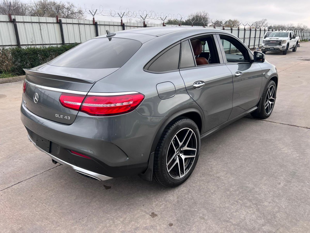 kena_ewuru's tweet photo. 2017 MERCEDES BENZ GLE 43
From the US to your doorstep 
PRICE: ₦60,000,000
ETA: 6-8 weeks

Saves you at least ₦8m https://t.co/jPRgvrTRzp