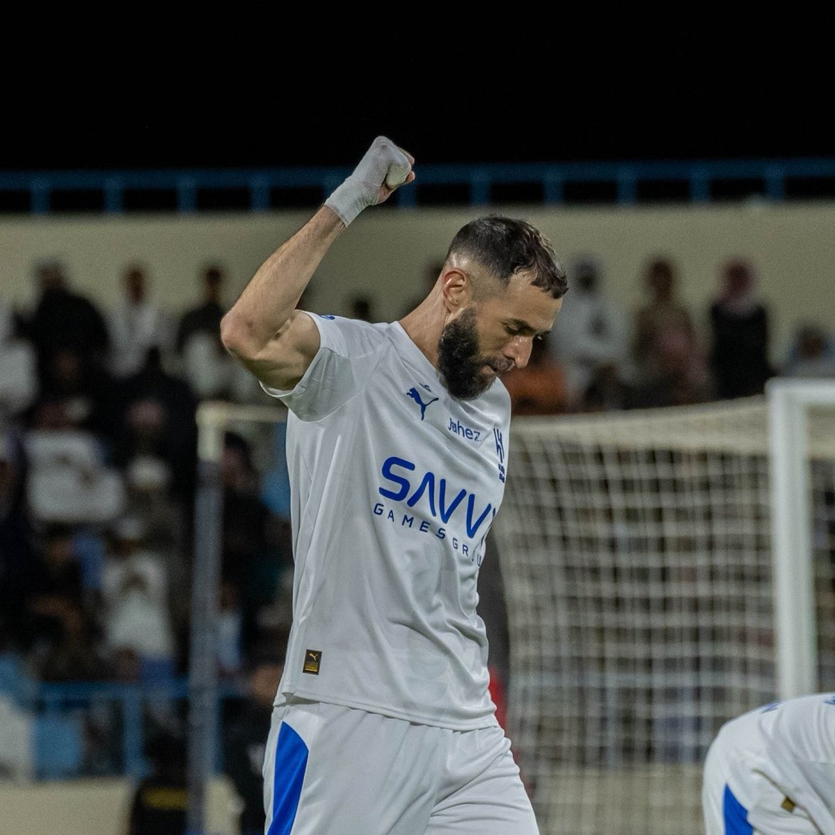 اسعاد الشعب مسؤولية الحكومة 💙💙☝🏻☝🏻