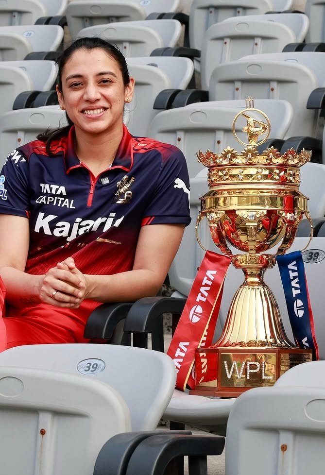 ट्रोल्स आते-जाते रहते हैं,
क्लास और लीडरशिप हमेशा टिकती है।
🏆 वर्ल्ड कप विनर
🧡 WPL ऑरेंज कैप
🏆 दो बार WPL चैंपियन कप्तान के तौर पर
आज जवाब शब्दों से नहीं, परफॉर्मेंस से मिला 🔥
#ChampionsMindset #LeaderNotFollower  #WPL2026
