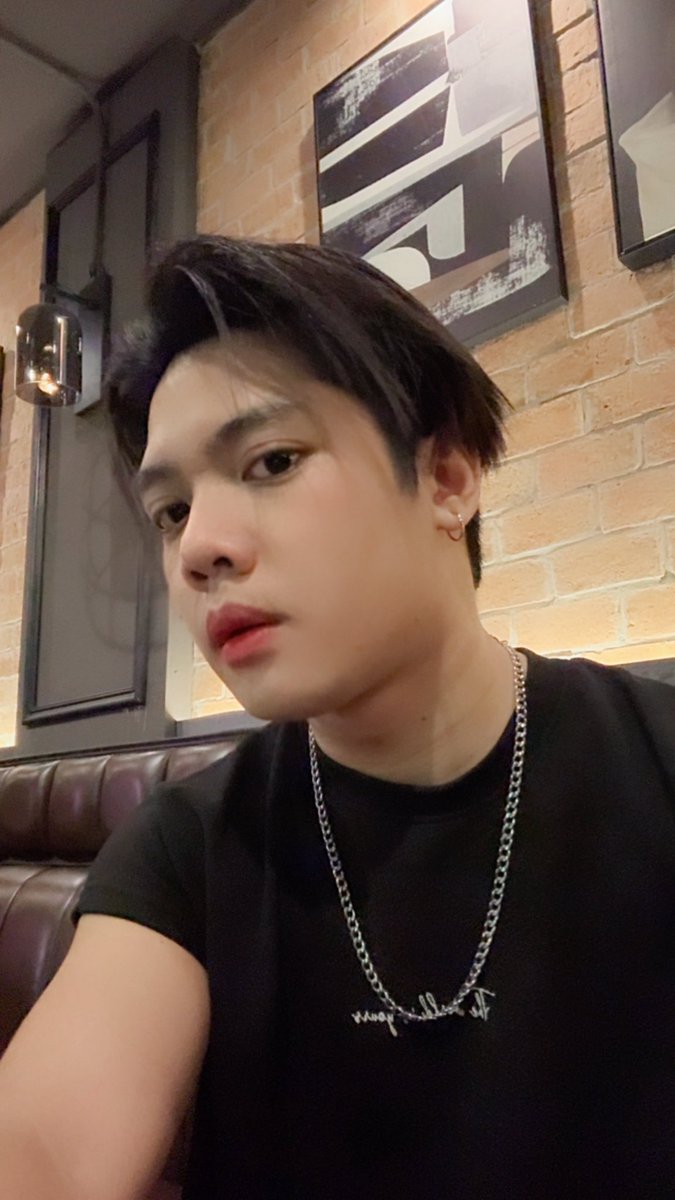 L69239400's tweet photo. #fwbกทม #หาเพื่อน #ทักทาย https://t.co/NIElf5jU3w