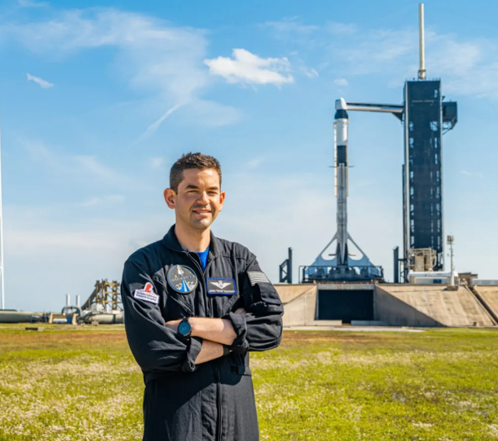 You know which billionaire wasn’t in the Epstein files?  Jared Issacman.  He just gives hundreds of millions to Saint Judes, loves flying jets, has a great family, and is still serving to help take us to Mars.  Patriot.  🇺🇸