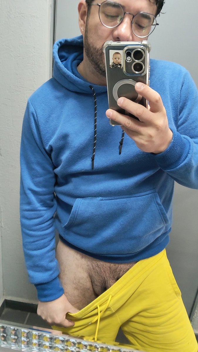 Mannuuc's tweet photo. Que frío 🥶🥶 https://t.co/I0quN4npyO