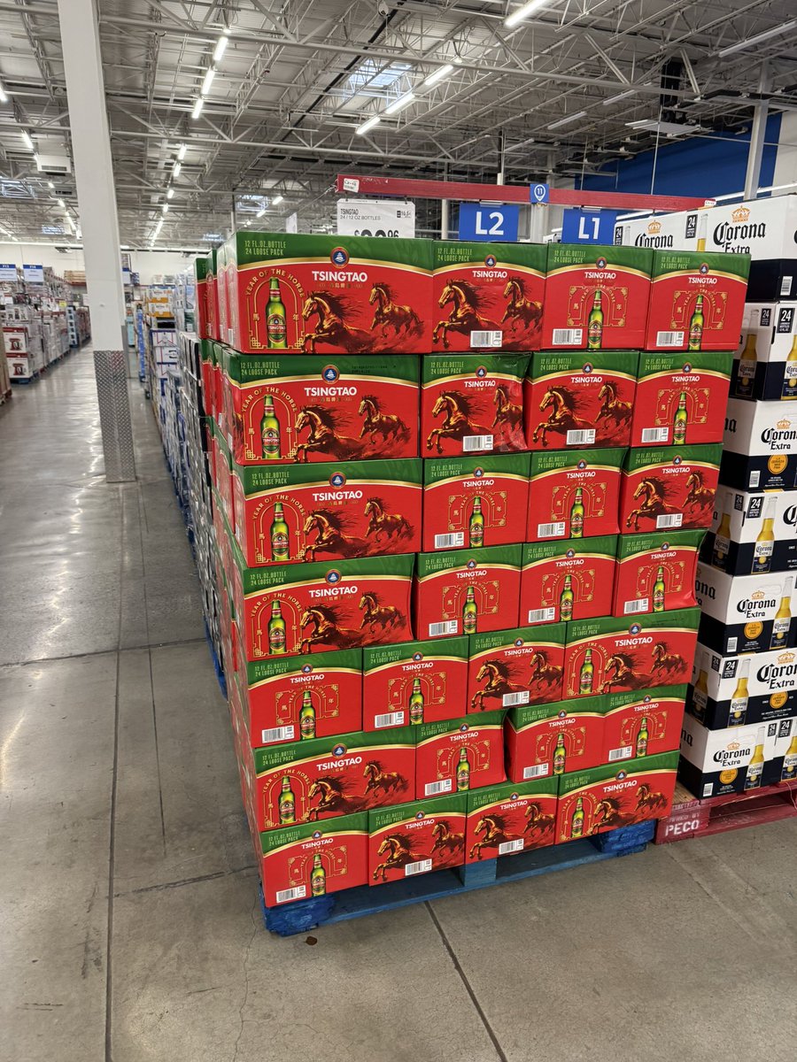 pissvortex's tweet image. Tonight we’re letting the Tsingtao speak