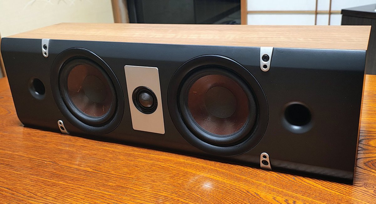 先日ハードオフに寄ってみたら「DALI LEKTOR LCR」のセンター