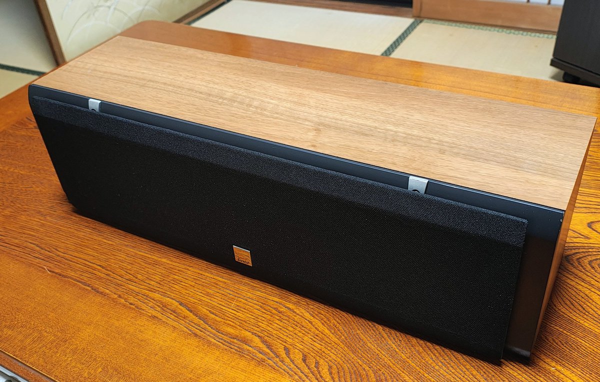 先日ハードオフに寄ってみたら「DALI LEKTOR LCR」のセンター